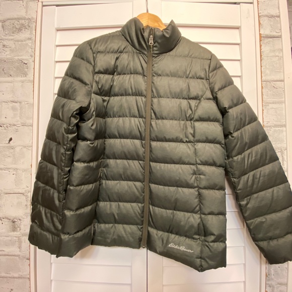 Eddie Bauer Jackets & Blazers - Ladies dark green Eddie Bauer 650 down filled jacket size L